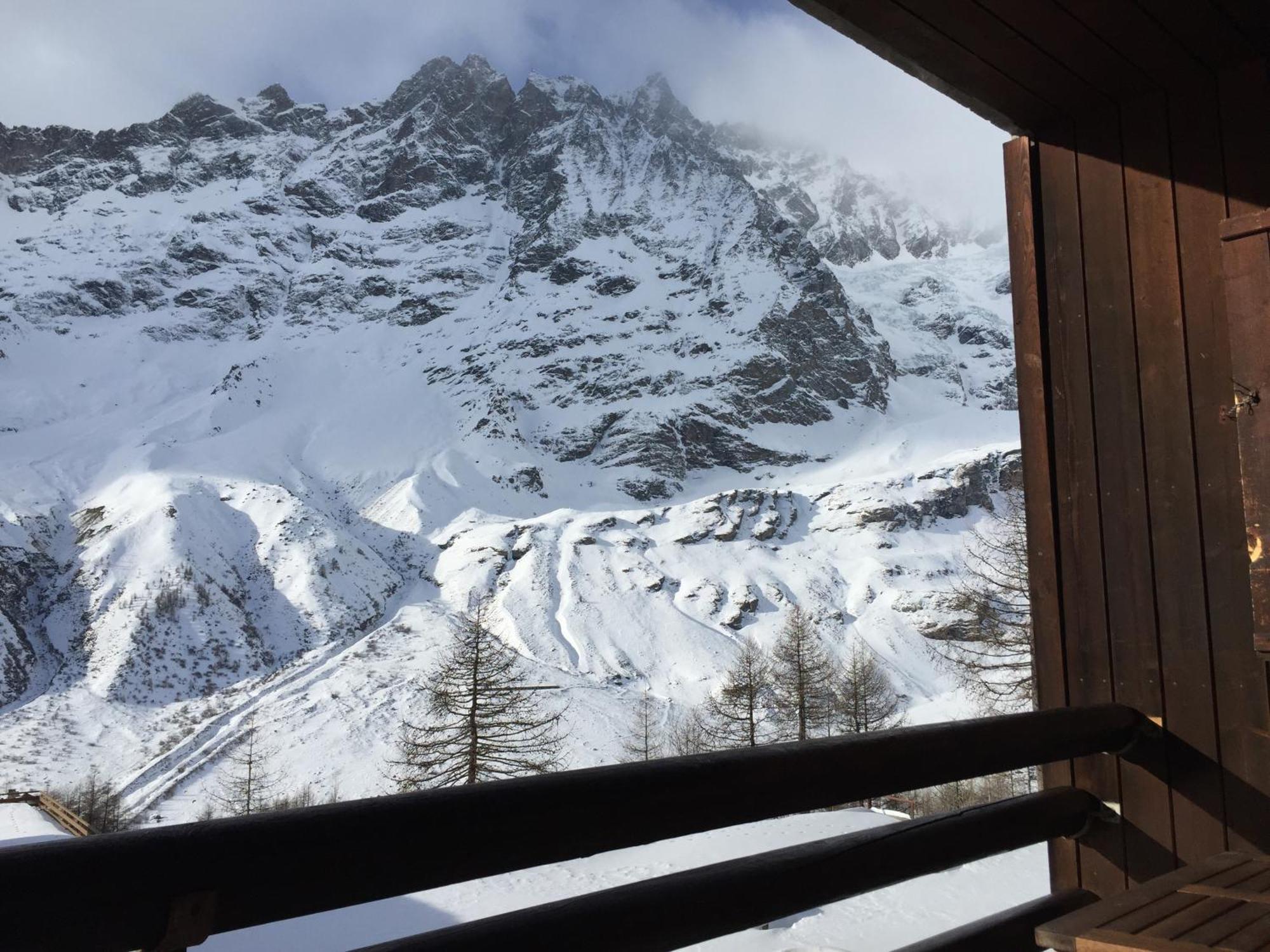 Base Camp Alpine Apartments Breuil-Cervinia Zimmer foto
