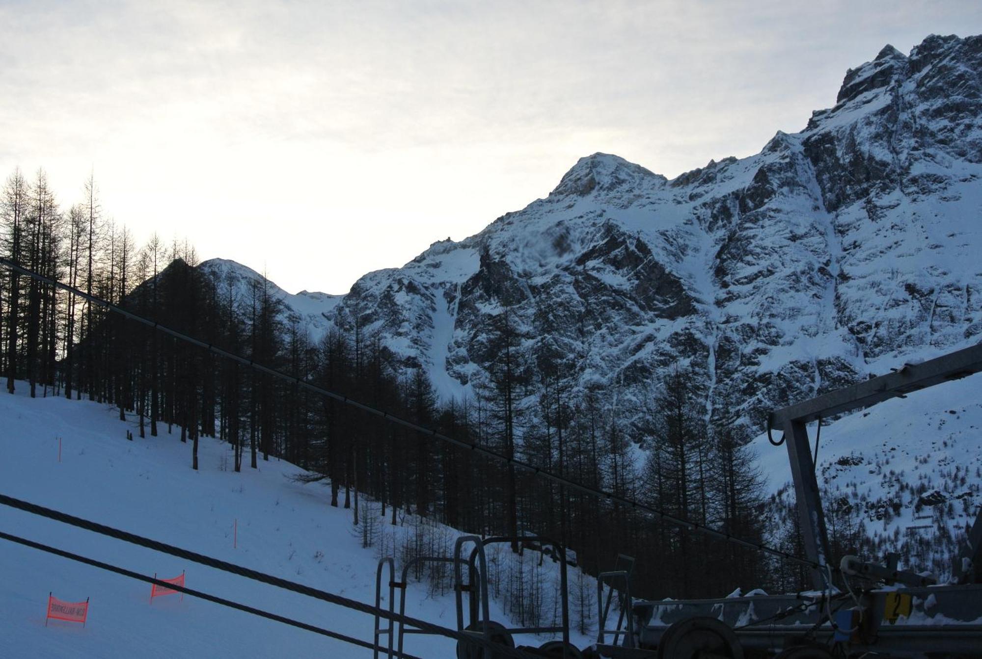 Base Camp Alpine Apartments Breuil-Cervinia Zimmer foto
