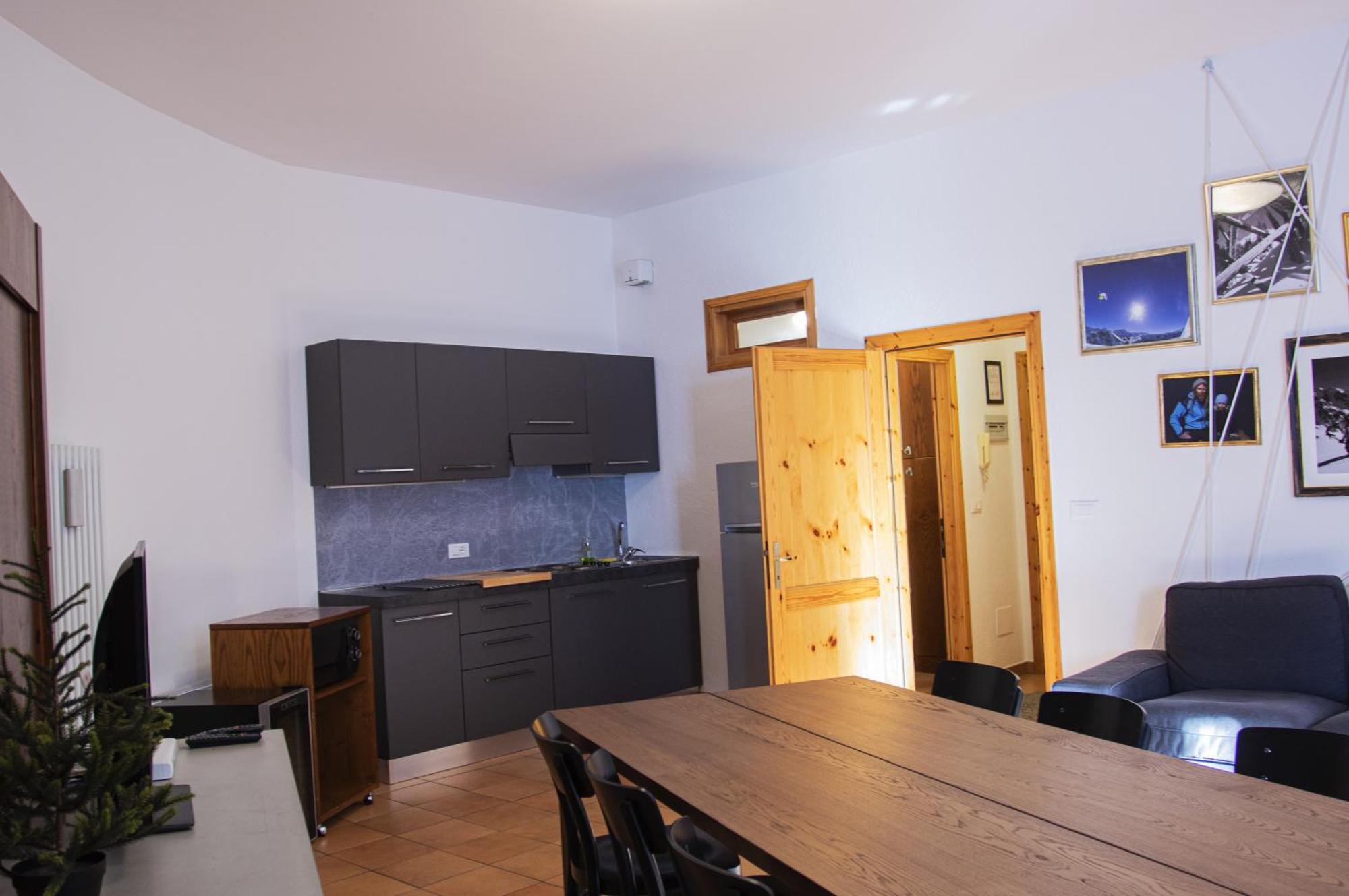Base Camp Alpine Apartments Breuil-Cervinia Zimmer foto