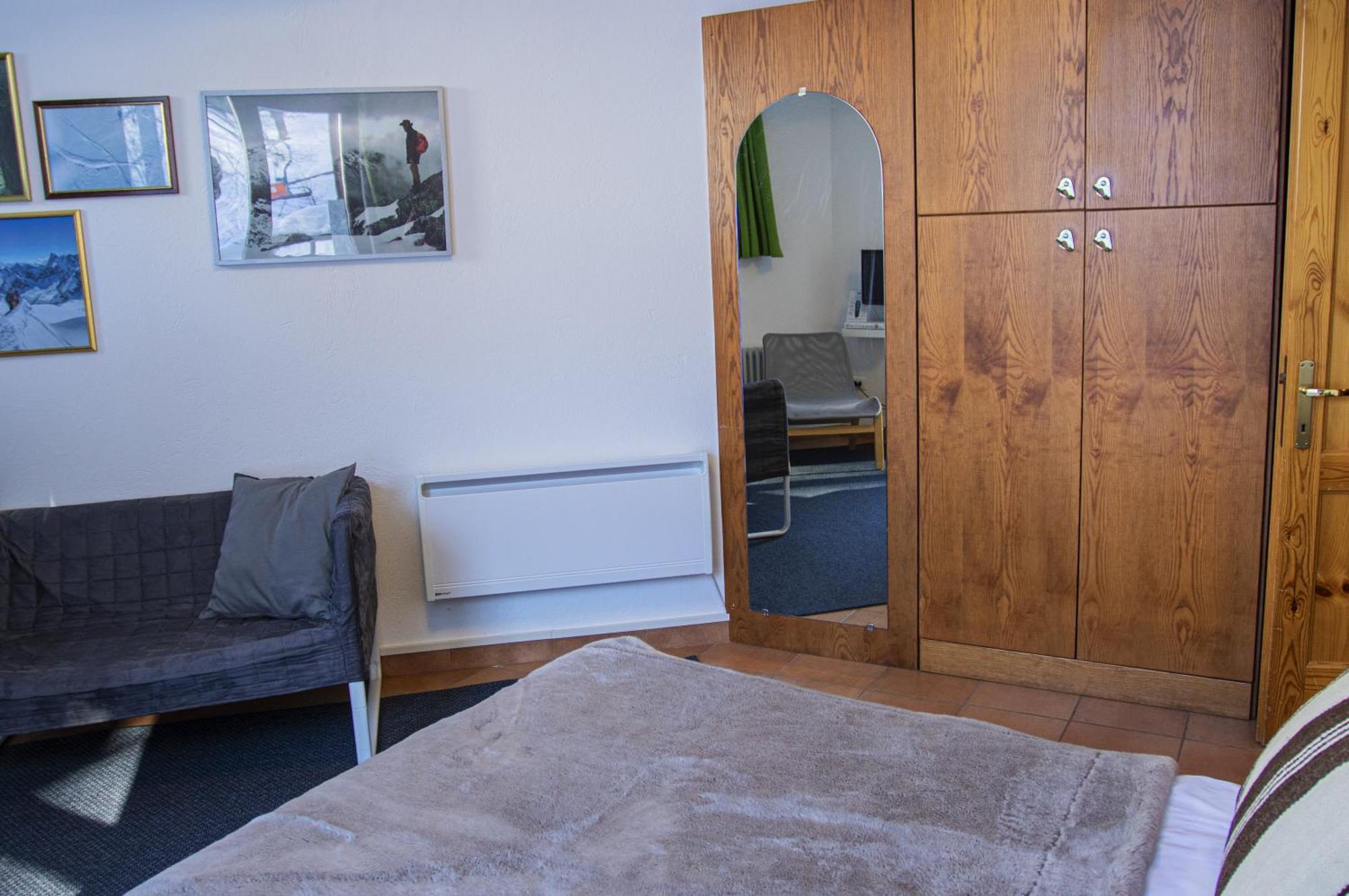 Base Camp Alpine Apartments Breuil-Cervinia Zimmer foto