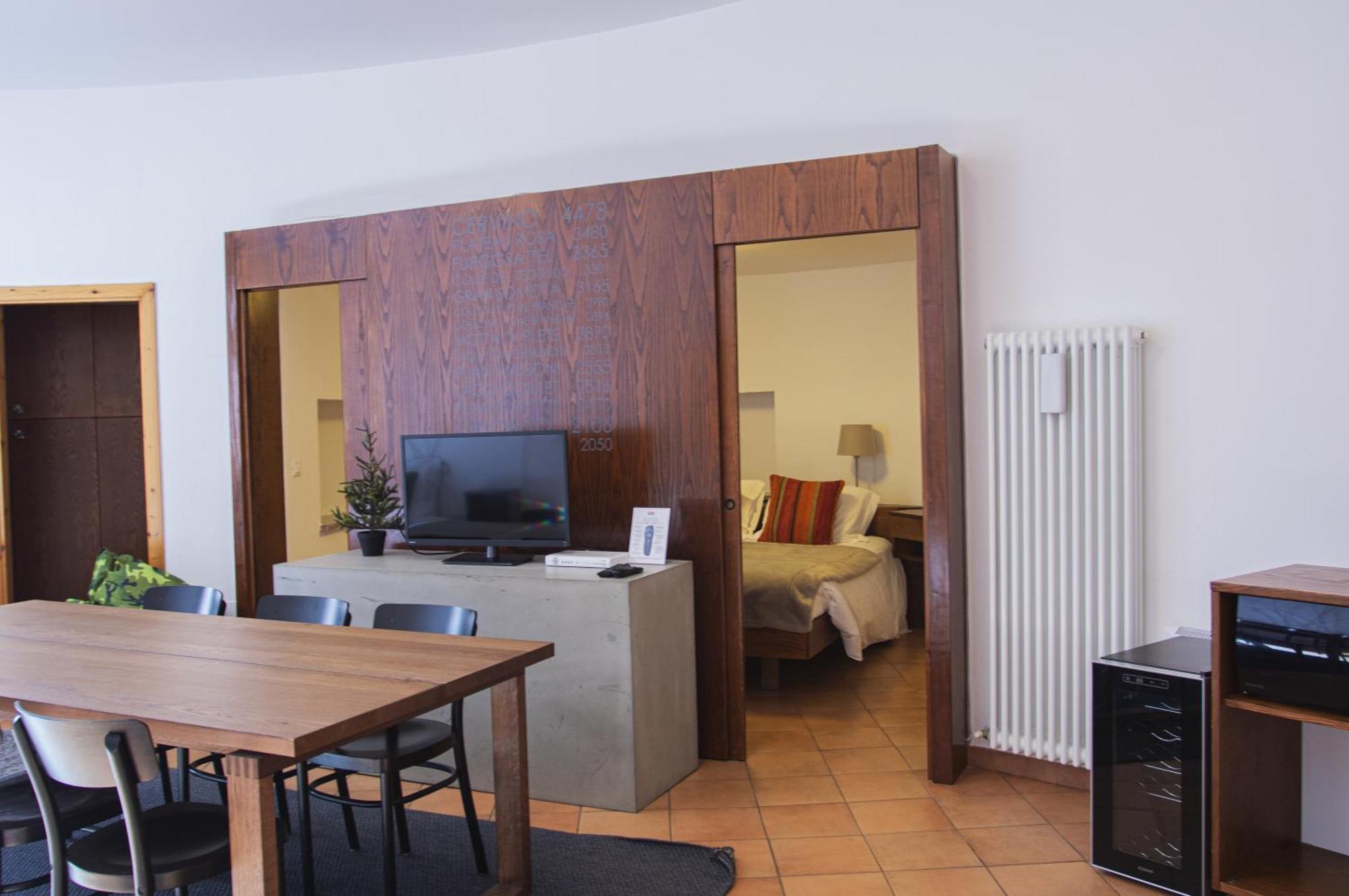 Base Camp Alpine Apartments Breuil-Cervinia Zimmer foto
